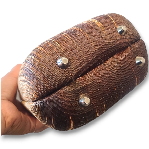 Like New Woven Hand Bag Hard Shell - Picture 6 of 10